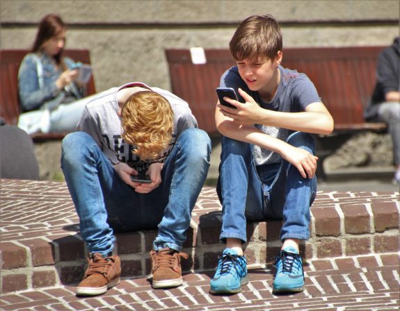 How Is Technology for Teenagers Addictive?